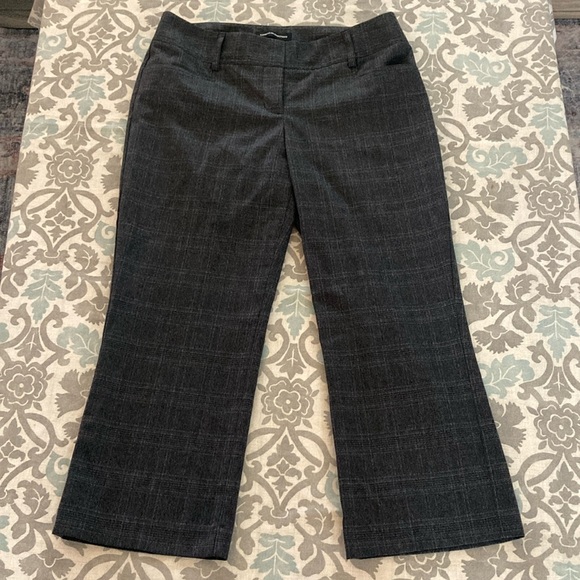 Express Design Studio Crops, Size 4 - Picture 1 of 9